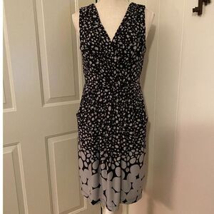 Bisou Bisou Black & Gray Polka Dot Sleeveless, V-neck Dress Size 10